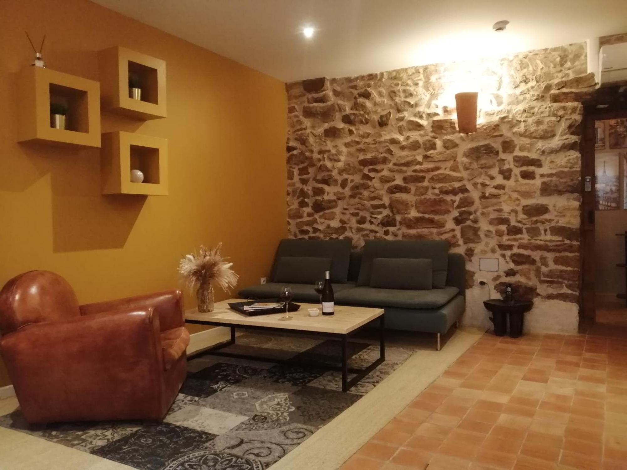 Contact Hotels Le Savigny & Spa Blacé Eksteriør billede