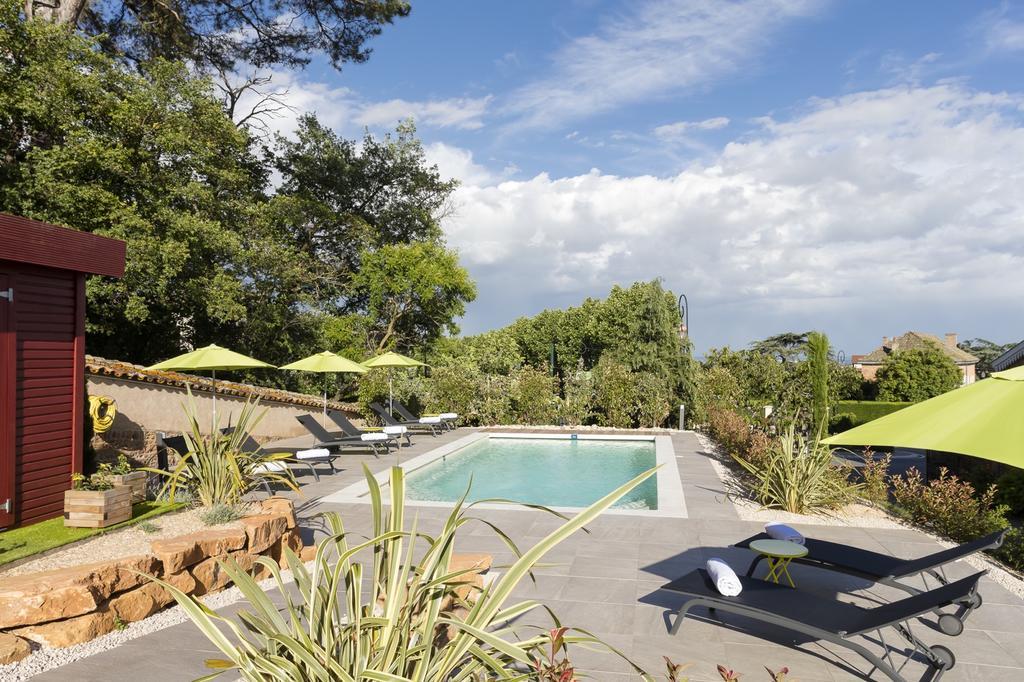 Contact Hotels Le Savigny & Spa Blacé Eksteriør billede
